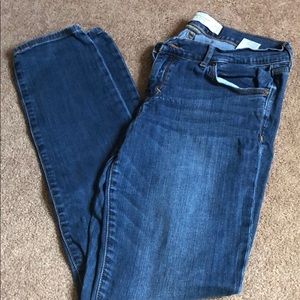 Size 8R Abercrombie and Fitch Jeans